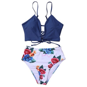 Open image in slideshow, Flower Pattern Split Bikini
