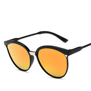 Open image in slideshow, Vintage Cat Eye Sunglasses
